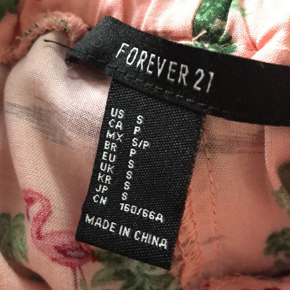 Forever 21 Flamingo and Palm Tree Shorts Size Small - Picture 5 of 6